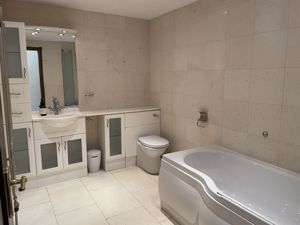 Photo 33- click for photo gallery